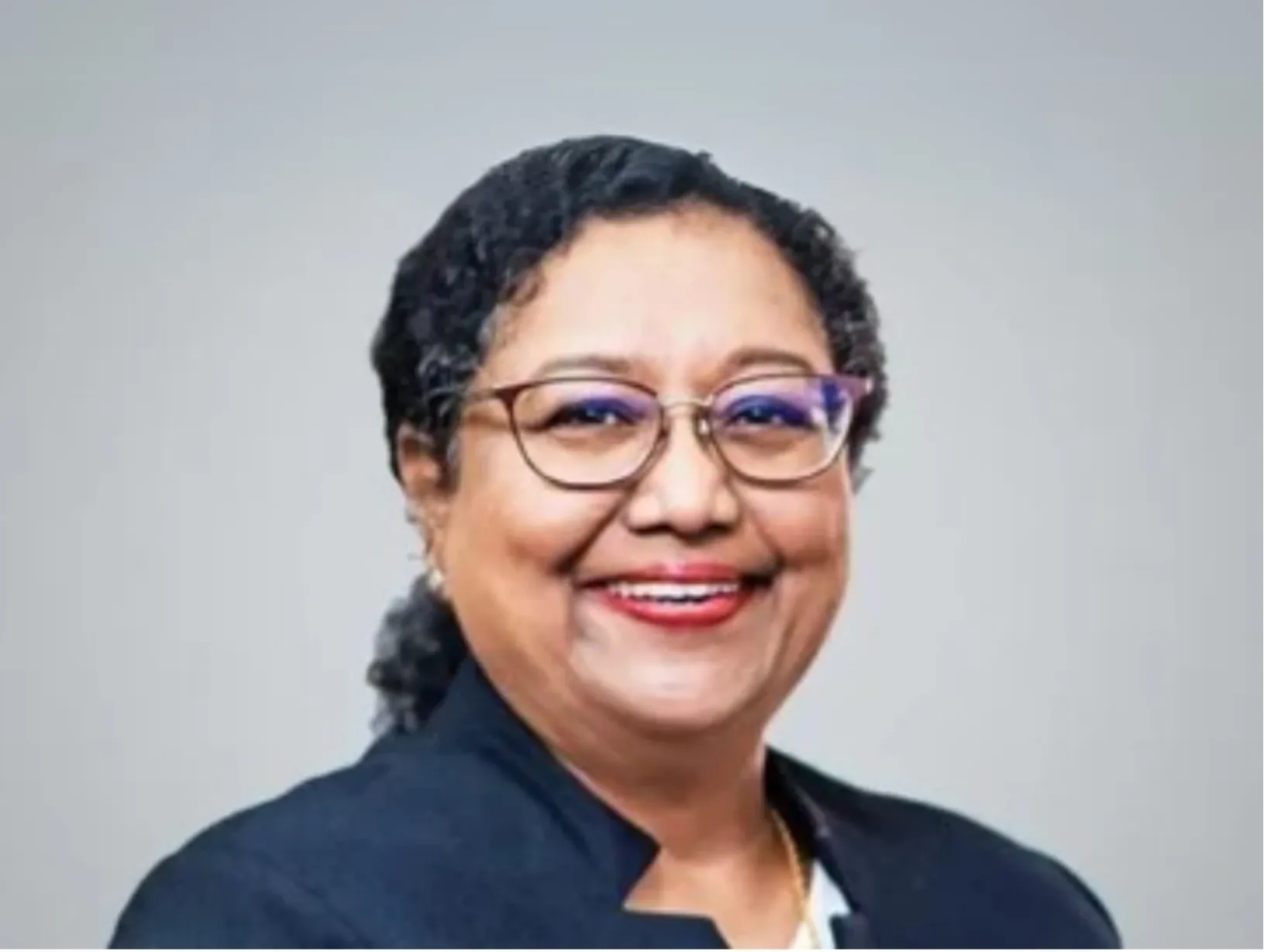 Ms Anisa Hassan